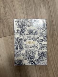 Dior ノベルティのサムネイル