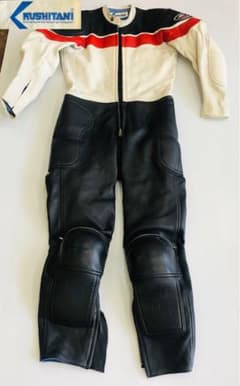 希少 クシタニ レーシングスーツ Mサイズ 膝カップ付き - メルカリ