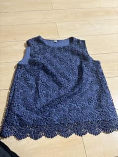 ネイビー レース ノースリーブ トップスのサムネイル