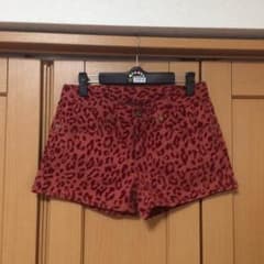 新品未使用  ショートパンツのサムネイル