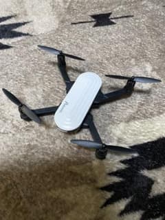 小型ドローンのサムネイル