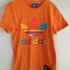 アディダスオリジナルスTシャツのサムネイル
