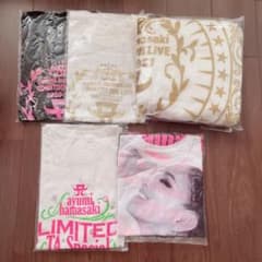 浜崎あゆみ　LIVE　Tシャツ　ブランケット　新品未開封　レア　値下げ中のサムネイル