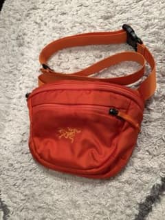 ARC’TERYX アークテリクス ロゴ刺繍 ウエストバッグ ショルダーバッグのサムネイル