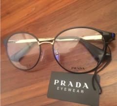 PRADA 眼鏡のサムネイル