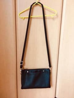 FUNINA様 専用。アフタヌーンティ  お財布ショルダー 黒のサムネイル
