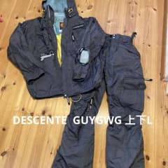 DESCENTE  GUYGWG スノーボード　スキーウェア　メンズLのサムネイル