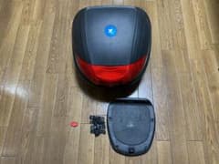 ワイズギア　リアボックス30L【E30】のサムネイル