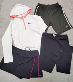 【美品】NIKEトレーニングウェア 4点セット レディース S Mのサムネイル