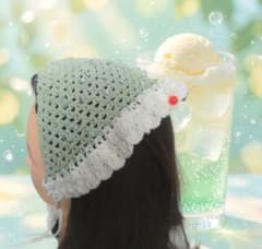 【ハンドメイド】クリームソーダのバブーシュカ　頭物のサムネイル