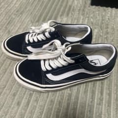 バンズスニーカーのサムネイル