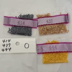 ダイヤモンドアートクラブ 未開封スクエアビーズ 414 437 444 - メルカリ