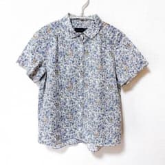 シャワーパーティー 】 花柄 シカ リバティ 半袖 ブラウス 青 総柄 