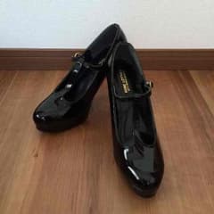 ☆【未使用】エナメルパンプスのサムネイル