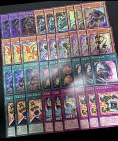 城之内 時の黒魔術師 フルコンプ 各3枚 全12種36枚 遊戯王 レッドアイズ⑦ 城之内 時の黒魔術師 フルコンプ 各3枚 36枚 遊戯王 レッドアイズ