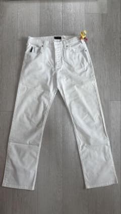 ARMANI JEANS ホワイトパンツ COMFORT FIT サイズ31のサムネイル