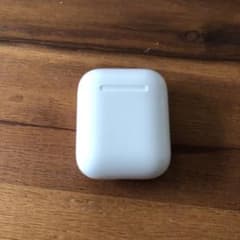 Apple AirPodsのサムネイル