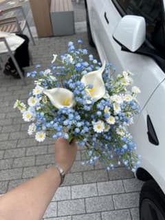 造花の花束のサムネイル
