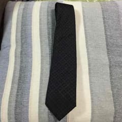 ルイビィトン ネクタイ 黒 美品のサムネイル