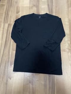 UNIQLO トップス　メンズM 黒のサムネイル