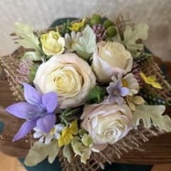 フラワーアレンジメント⭐︎造花⭐︎アンティーク調スタンドのサムネイル