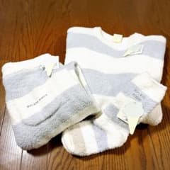 【新品タグ付き】ジェラピケ モコモコ ルームウェア上下＆靴下セット ブルー系 新品タグ付き】ジェラピケ モコモコ ルームウェア上下＆靴下セット