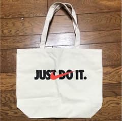 値引き！トートバッグ NIKEのサムネイル