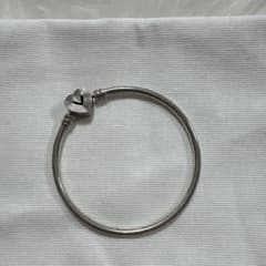 PANDORA 限定ハートバングルのサムネイル