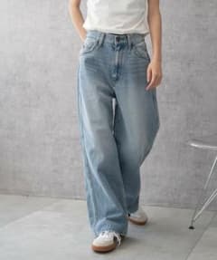 ライトブルー ワイドデニムパンツのサムネイル