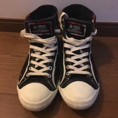 ハイカット スニーカーのサムネイル