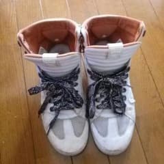 アディダスノハイカットのサムネイル