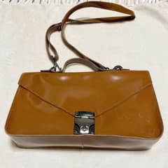 イタリア製 本革 2WAY ショルダーバッグ キャメル ターンロック フラップのサムネイル