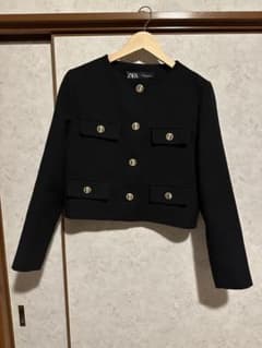 ZARA ノーカラージャケット ブラック ゴールドボタン Mのサムネイル