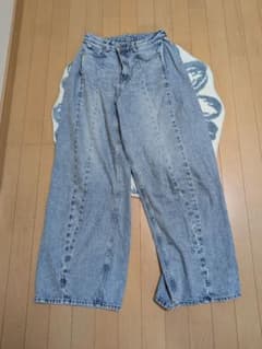 ライトブルーデニム ワイドレッグパンツ anuans サイズ2のサムネイル