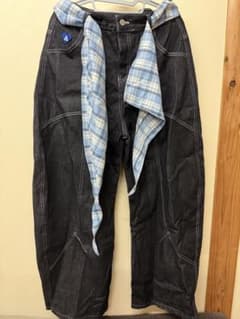 【最終値下げ】AELFRIC EDEN BAGGY BARREL JEANSのサムネイル