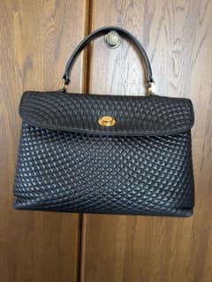 美品　BALLY バリー キルティング ハンドバッグ ブラックのサムネイル