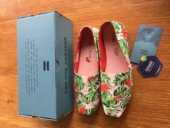 TOMS 24cm　新品のサムネイル
