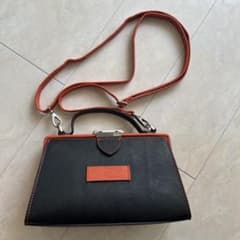 Folna ショルダーバッグ ブラック×オレンジのサムネイル