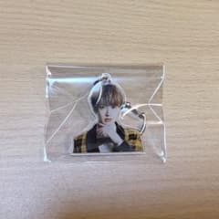 BUDDiiS FUMINORI アクリルキーホルダーのサムネイル