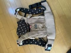 【中古】 GRACO 抱っこ紐 ドット柄 ベージュ おくるみインサート付きのサムネイル