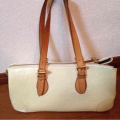 美品 ルイヴィトン（白） ヴェルニ バックのサムネイル