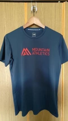 ノースフェイス　Tシャツ Ｍサイズのサムネイル