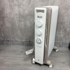 デロンギ オイルヒーターヴェルディカルド　 RHJ21FO812-WH デロンギ ヴェルディカルド オイルヒーター RHJ21F0812-WH - メルカリ