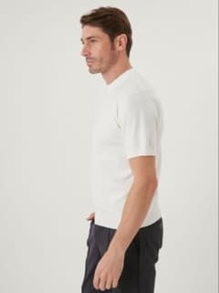 AOURE ホワイト ニットTシャツのサムネイル