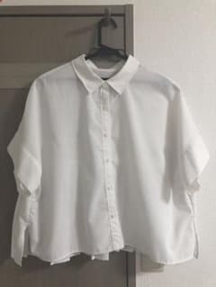 グローバルワーク　お手入れらくらくバックプリーツクロップドシャツ半袖のサムネイル