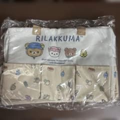 リラックマ こもれびキャンプ 5ポケット付き保冷バッグ