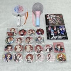 いれいす りうら 缶バッジ ペンライト - メルカリ