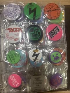 ずっと真夜中でいいのに。缶バッチ＋ラバーキーホルダーセット（収納