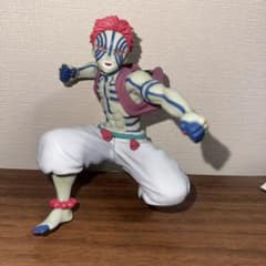 鬼滅の刃 猗窩座 フィギュアのサムネイル