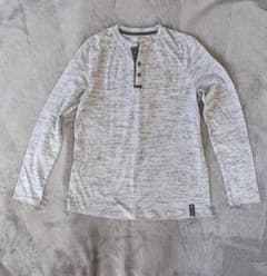H&M　長袖Ｔシャツ　150㎝〜のサムネイル